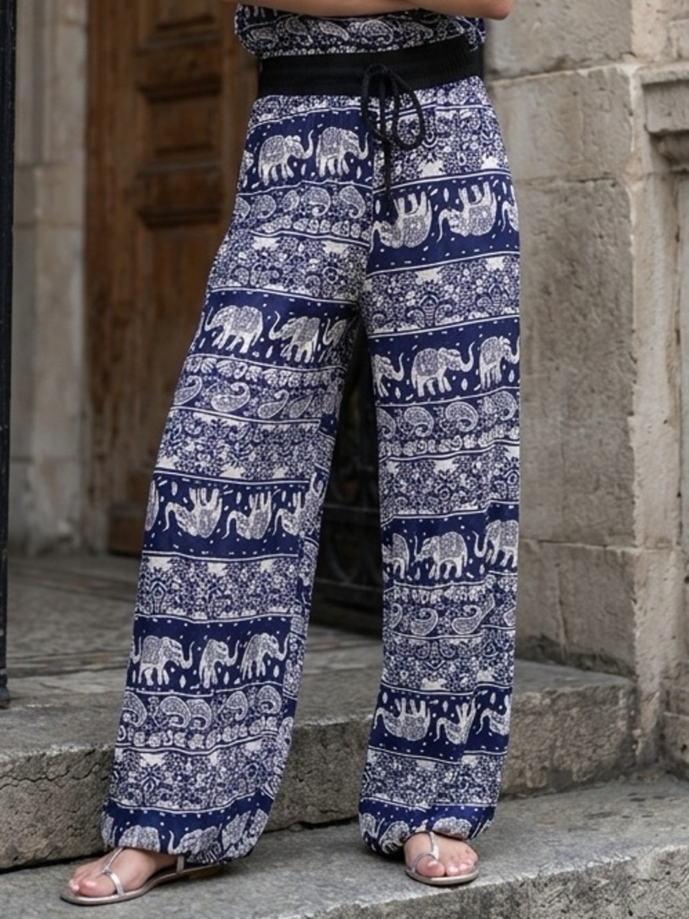 NWOT Women’s Blue White Elephant Print Harem Elastic Waist Pants - One Size